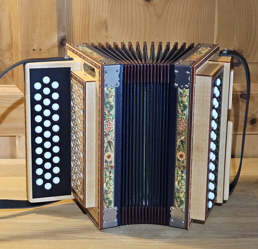 Schwyzerörgeli von Toni Flückiger.