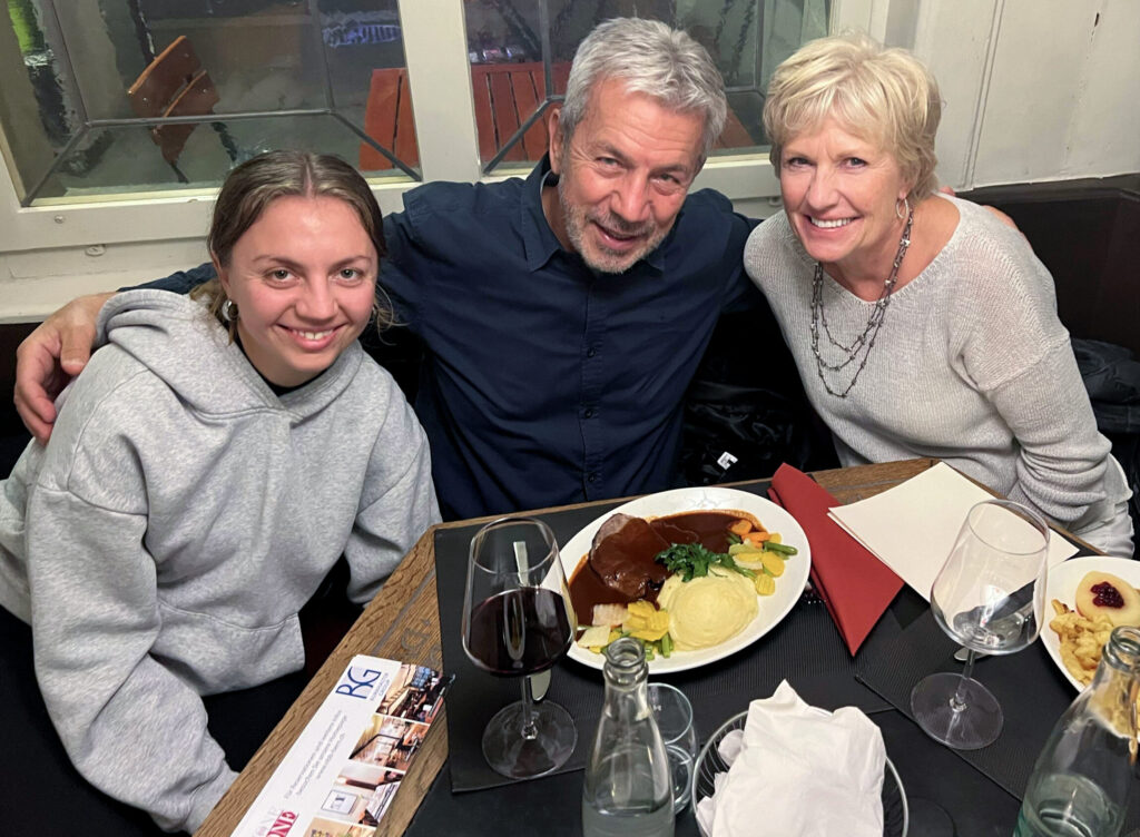Res Schmid mit Tochter Marilena und Frau Gisela.